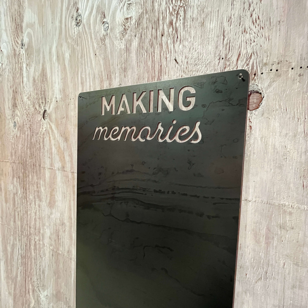 'Making Memories' Message Board | #1203b